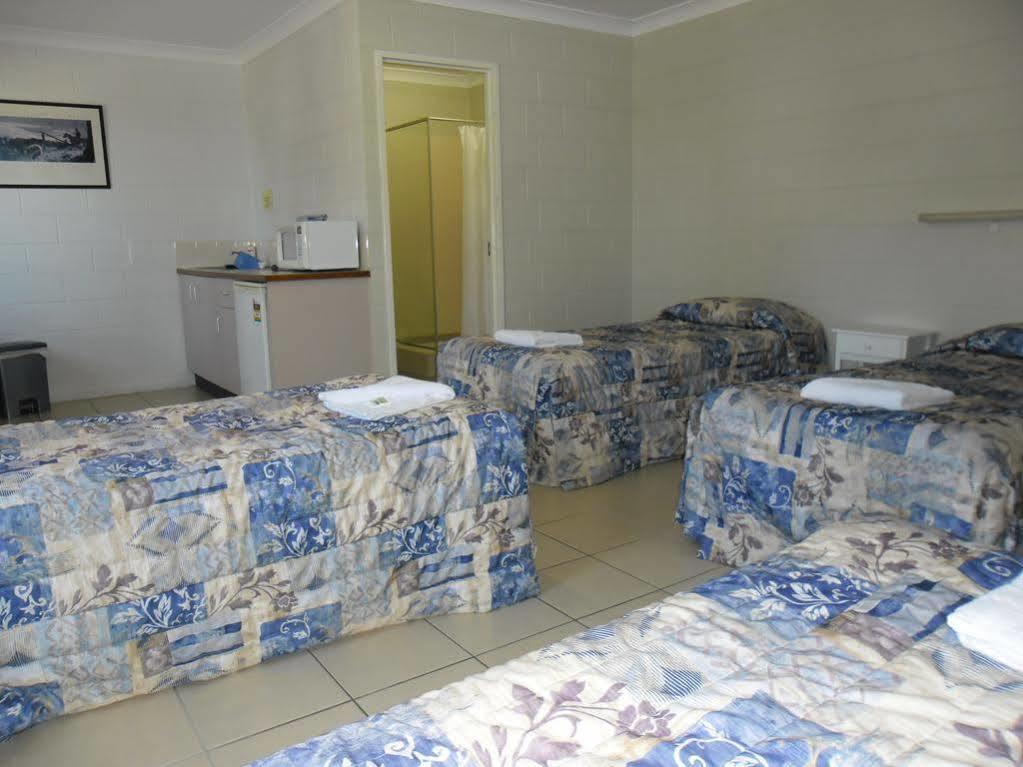 Banjo Paterson Motor Inn Townsville Exterior foto