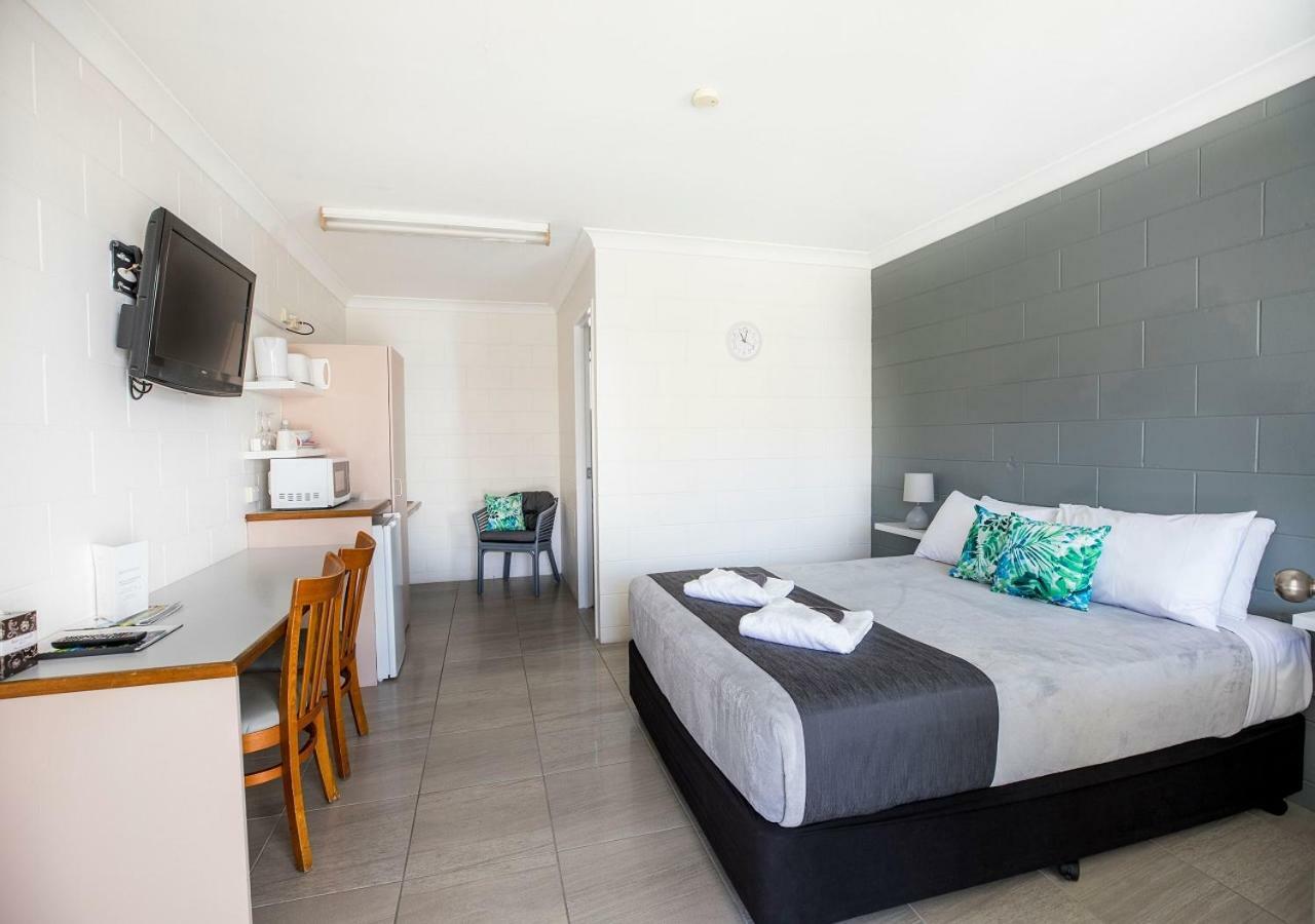 Banjo Paterson Motor Inn Townsville Exterior foto